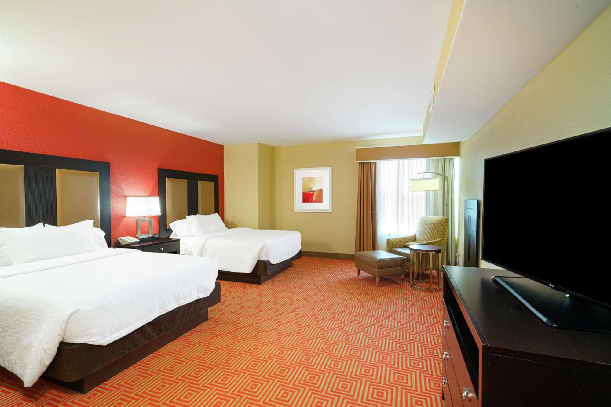 Hilton Garden Inn Dalton Bagian luar foto