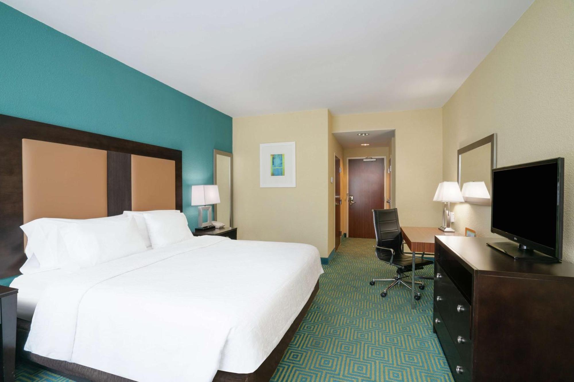 Hilton Garden Inn Dalton Bagian luar foto