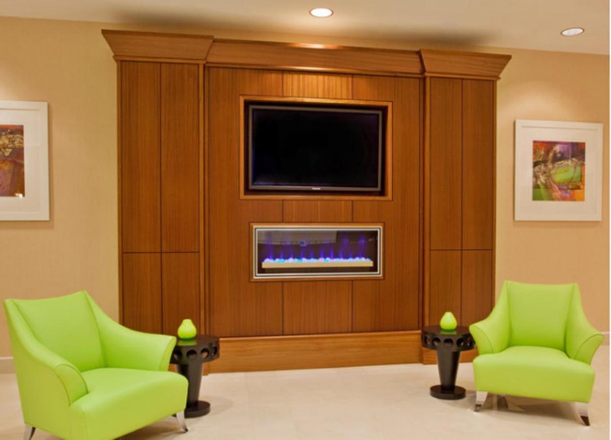 Hilton Garden Inn Dalton Bagian luar foto