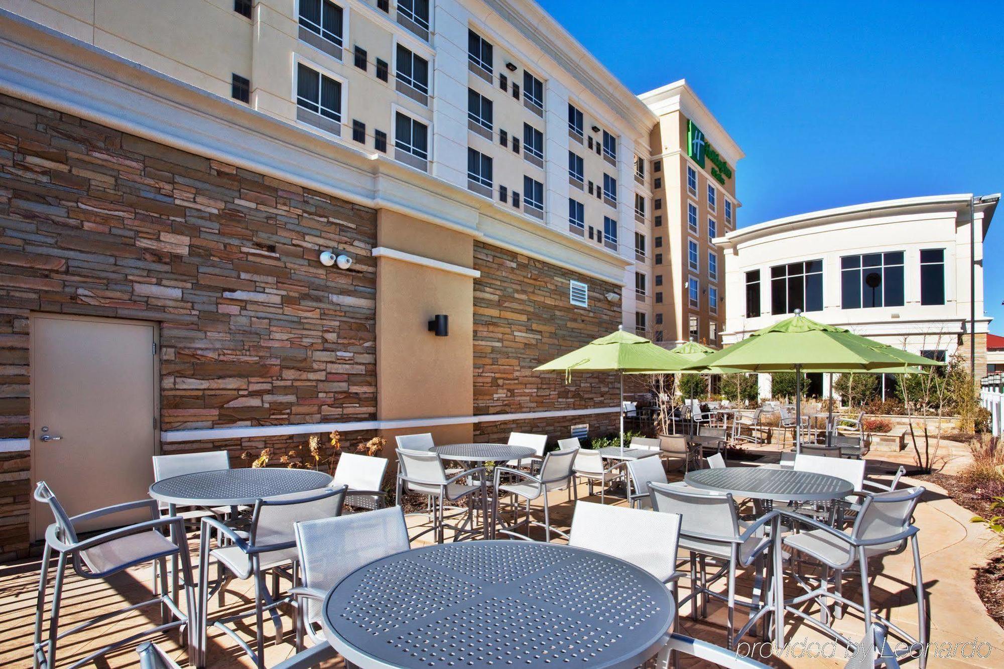 Hilton Garden Inn Dalton Restoran foto